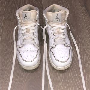 💋Nike Air Jordan 1 Mid White